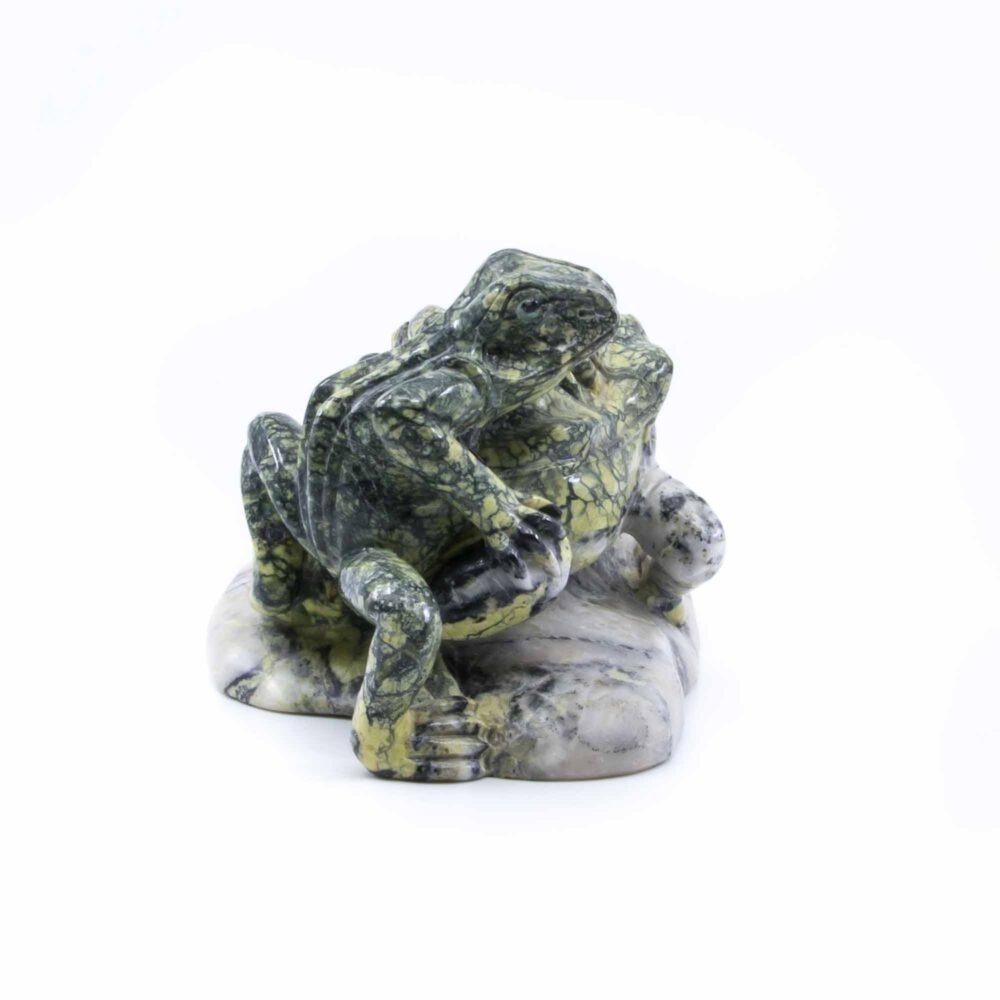 Tierfiguren, Frosch aus Serpentin,