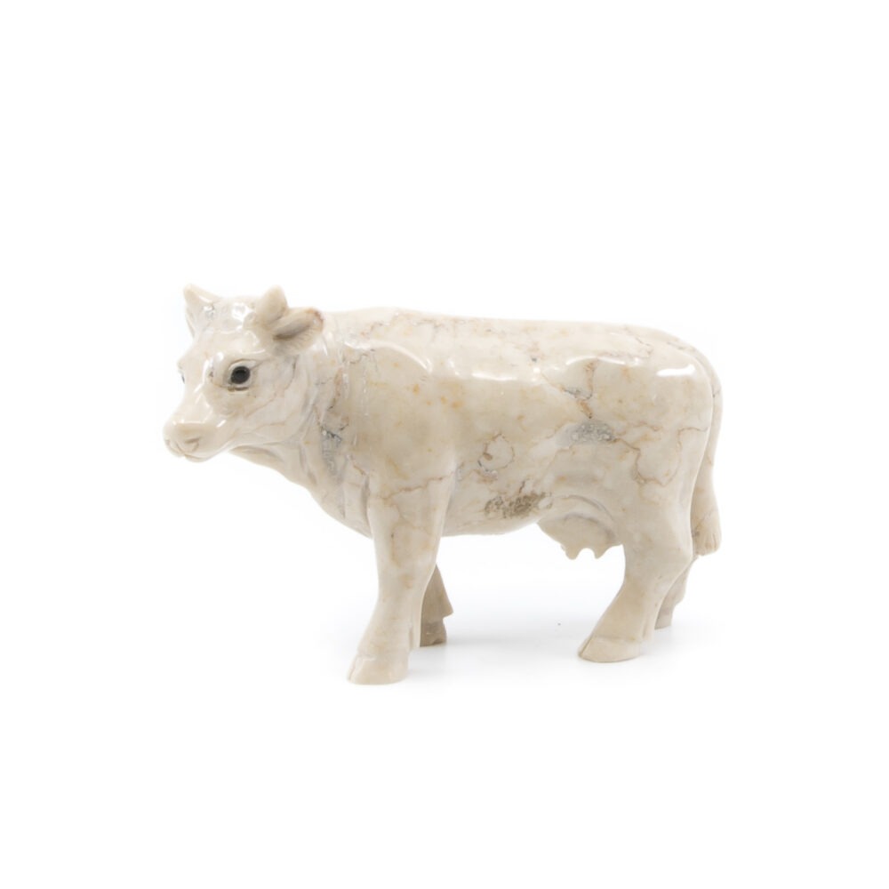 Kuh aus Stein, Splügener Marmor, Tierfigur