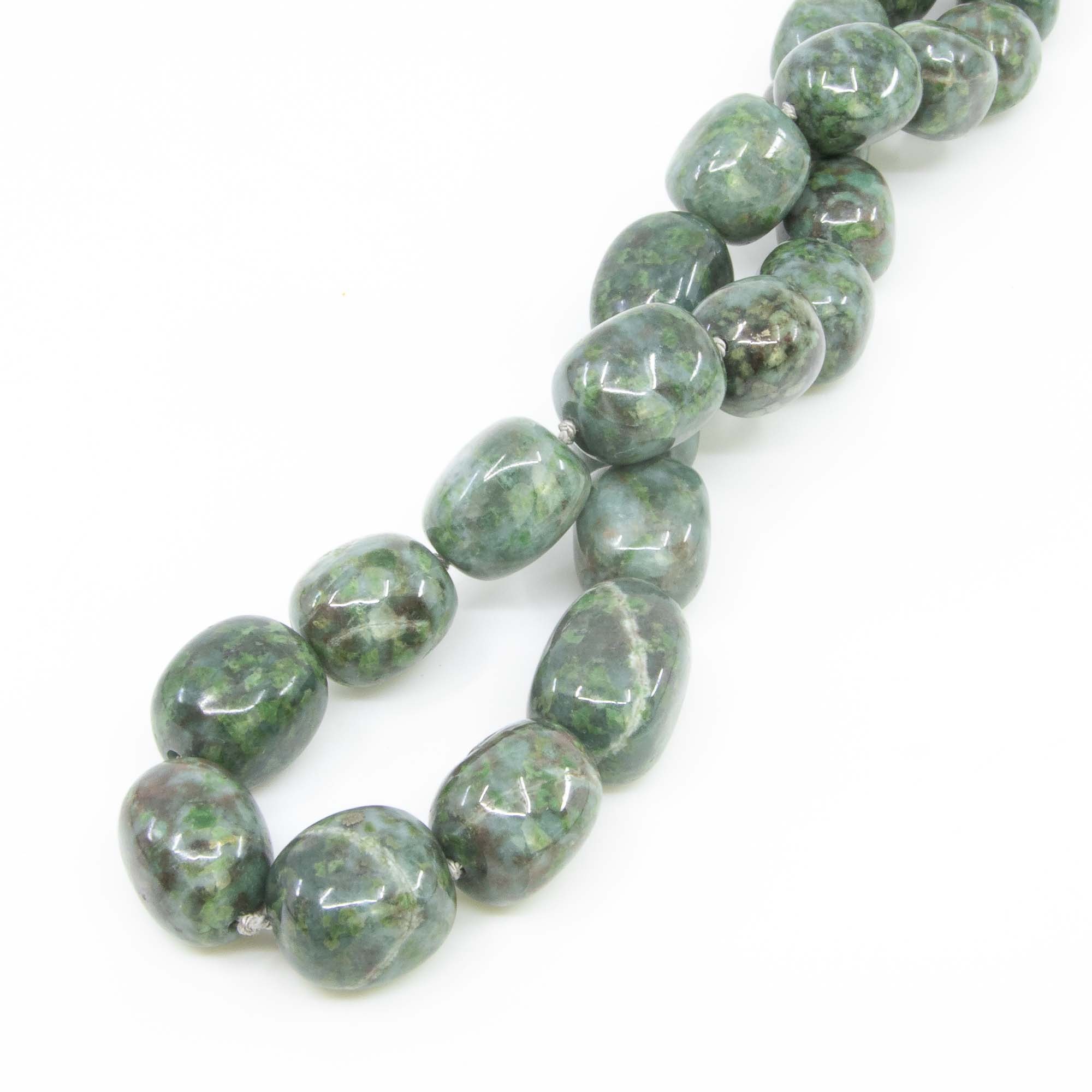 Kette Allalin-Gabbro getrommelt