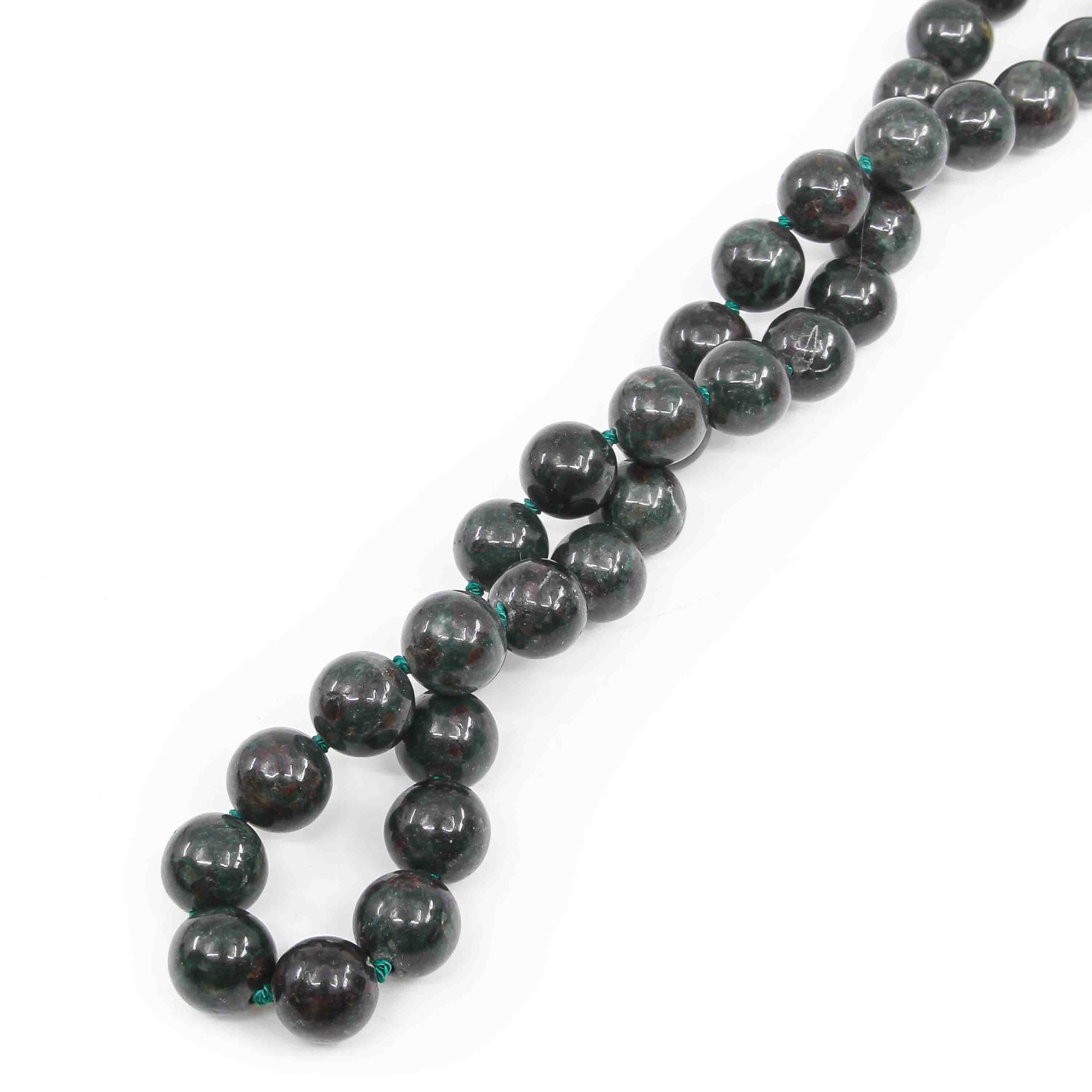 Kette Eklogit 8mm geknüpft