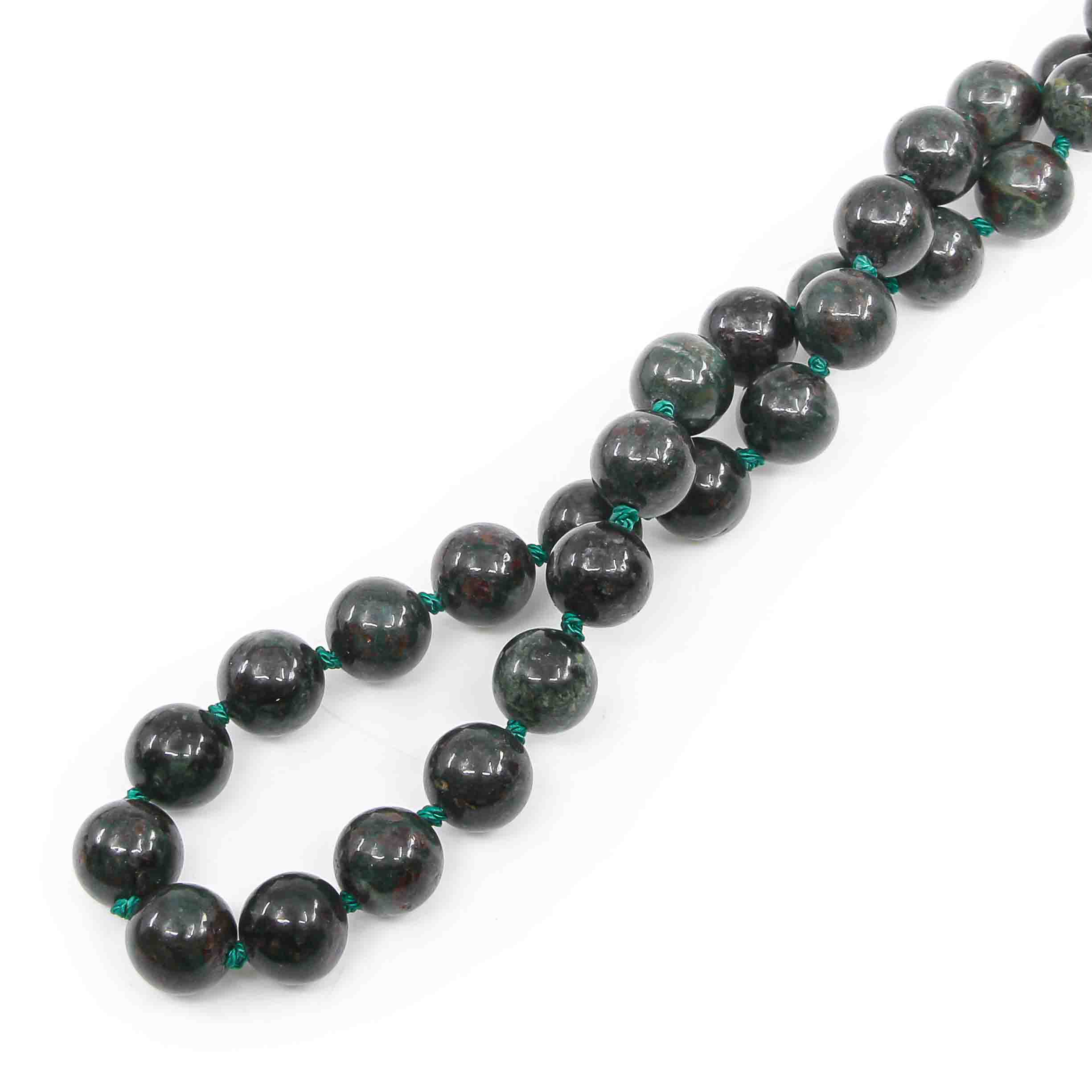 Kette Eklogit 10mm geknüpft