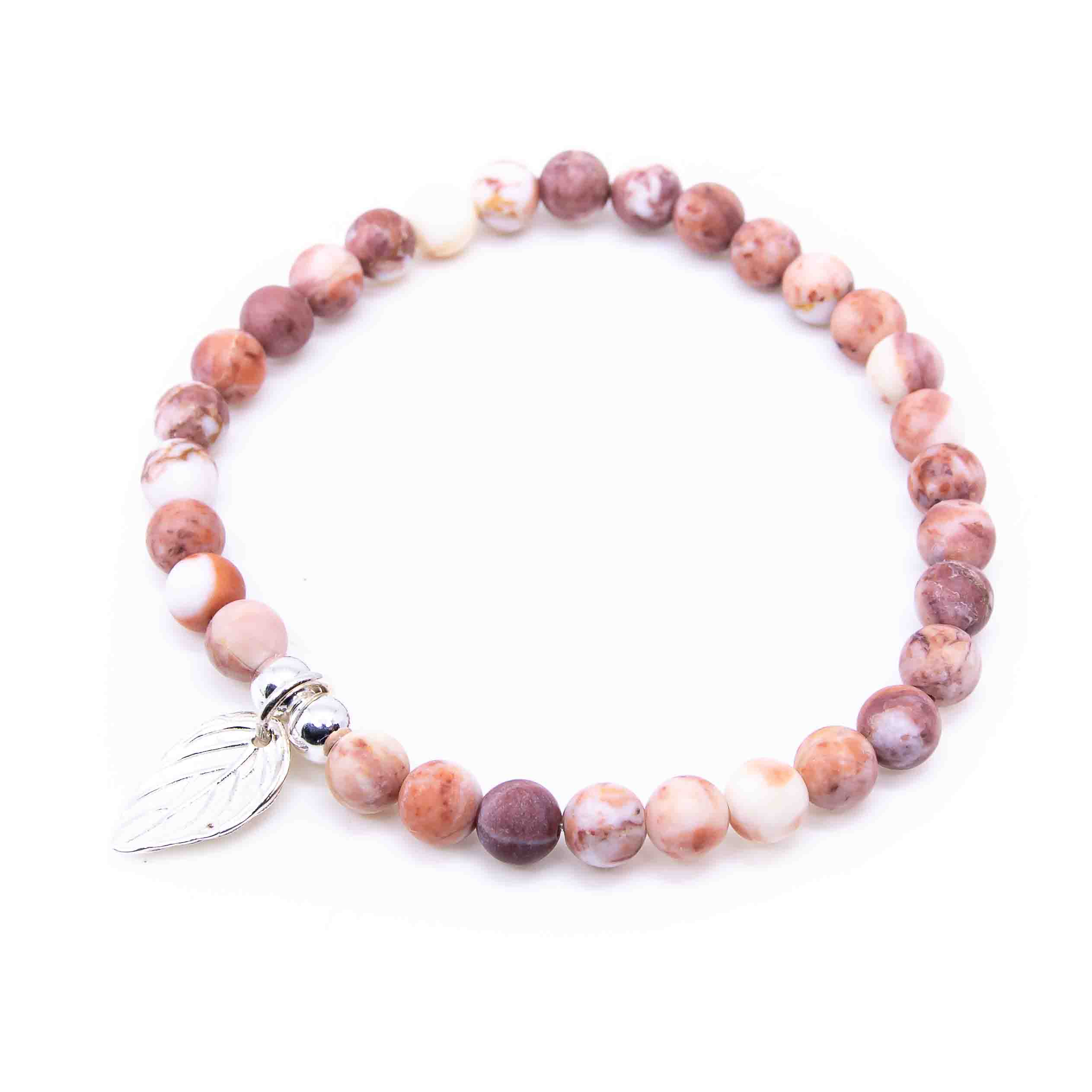 Armband Sassalbo Kalkstein 6mm matt mit Charm